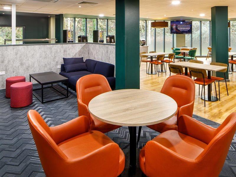 Ibis Budget London Heathrow T5 Slough Exterior foto